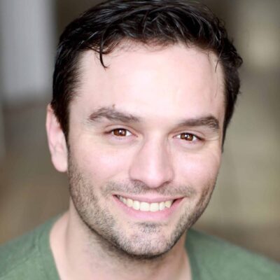 Portrait de Nicolas professeur de théâtre amateur aux Apprentis du Jeu